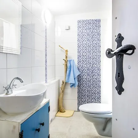 Cima Villa *