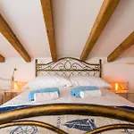 Cima Villa *