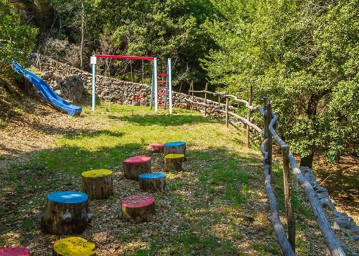 Villa Cima Vrbnik (Primorje-Gorski Kotar)