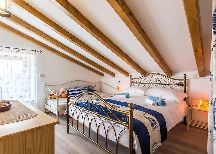 Cima * Vrbnik (Primorje-Gorski Kotar)