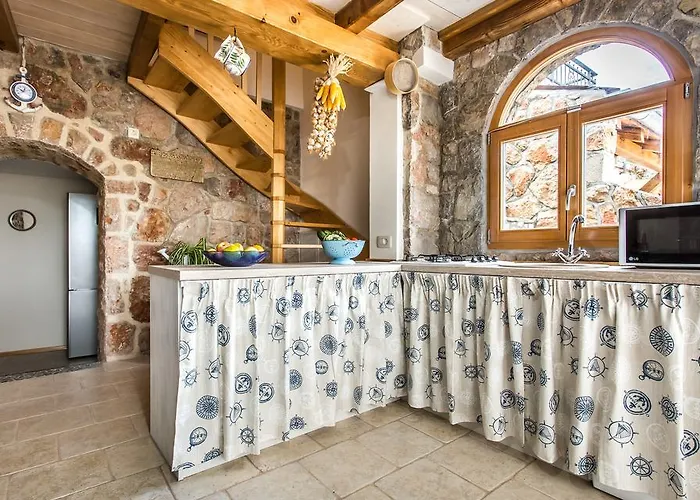 Cima Vrbnik (Primorje-Gorski Kotar)